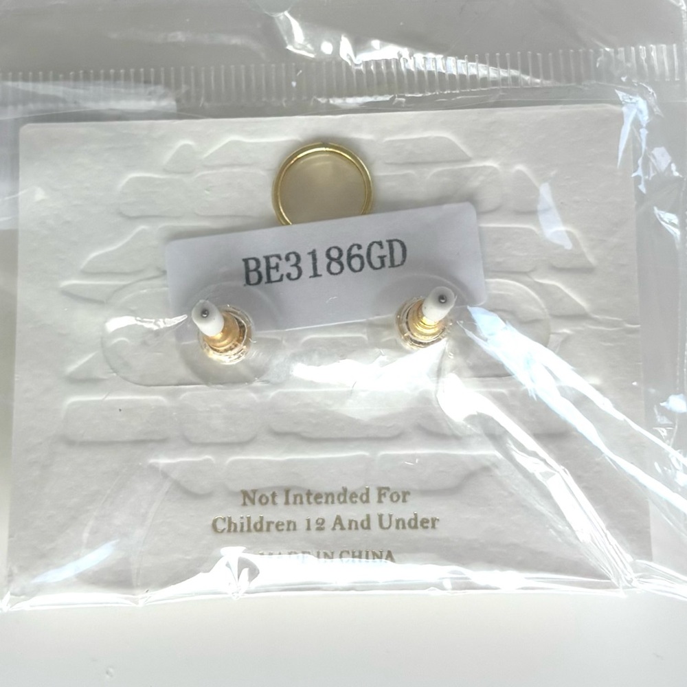 NWT American Flag Cross Shaped Post Earrings w Gold Trim - Picture 2 of 2